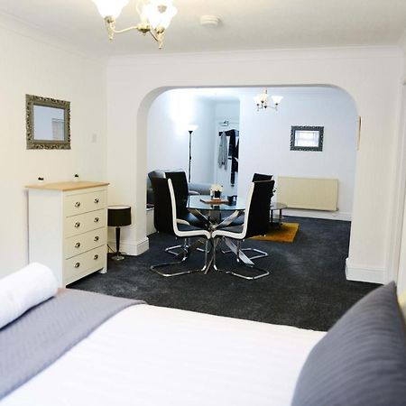 Bridle Lodge Apartments Blackpool Bagian luar foto