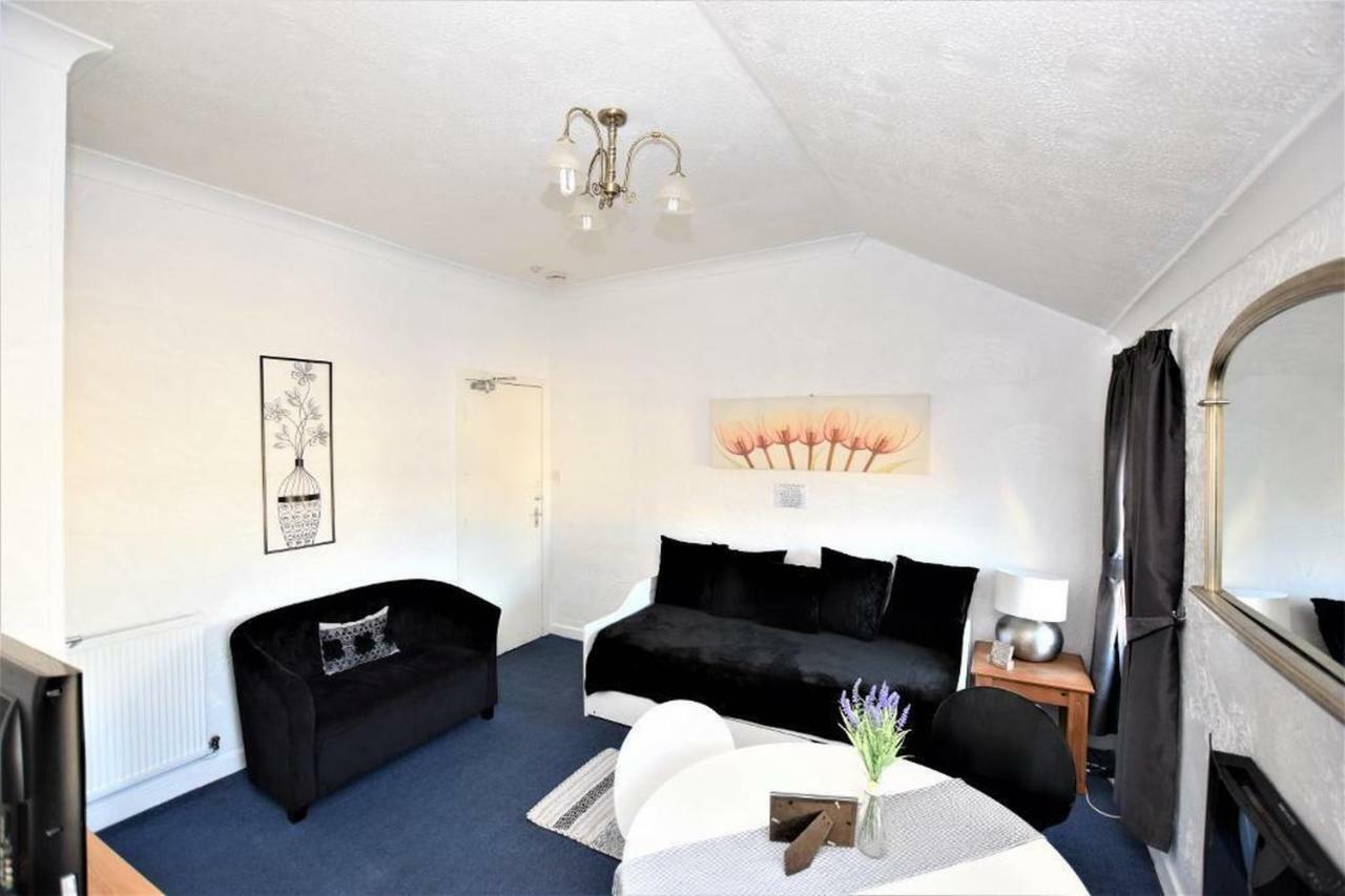 Bridle Lodge Apartments Blackpool Bagian luar foto