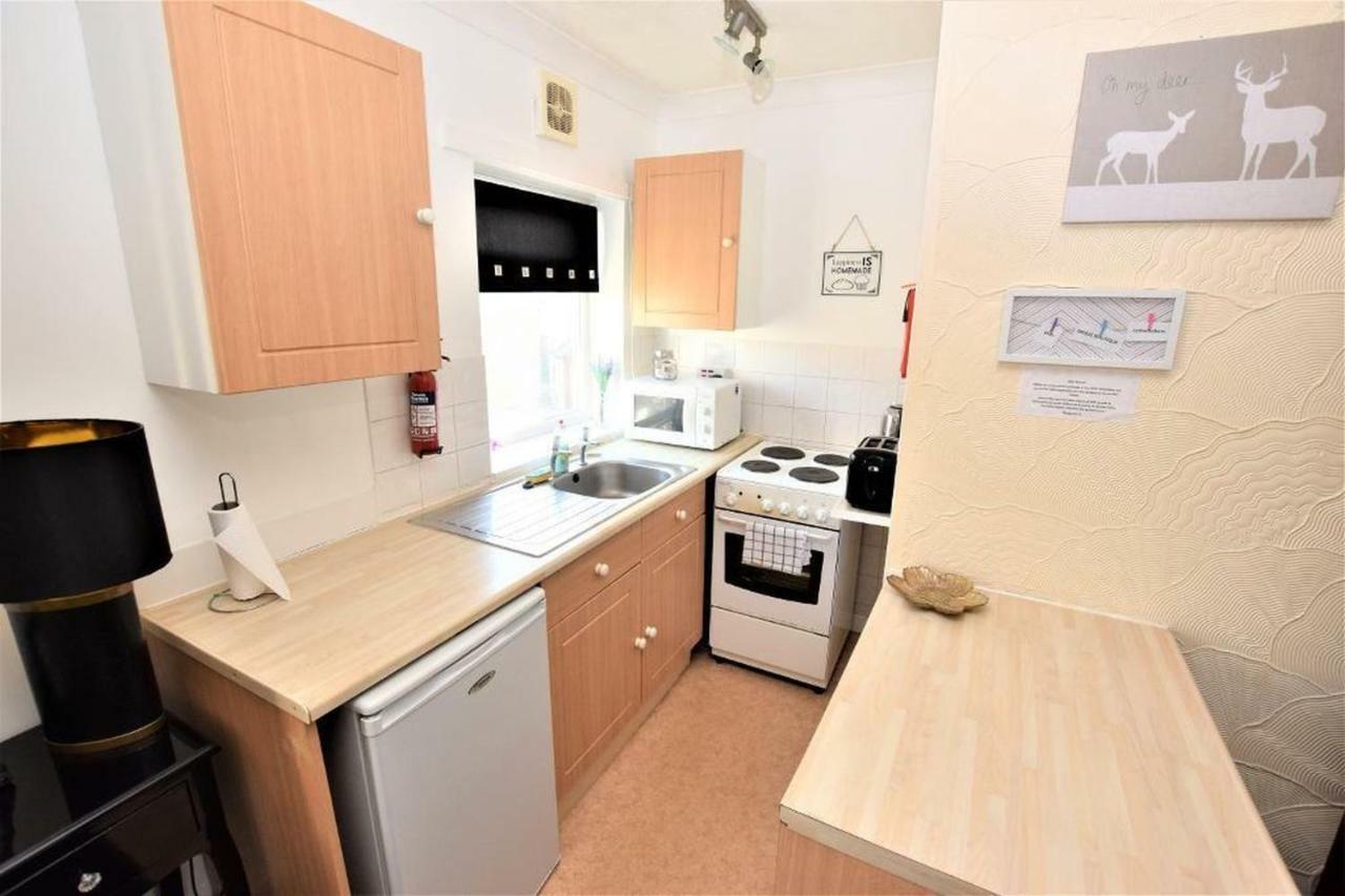 Bridle Lodge Apartments Blackpool Bagian luar foto