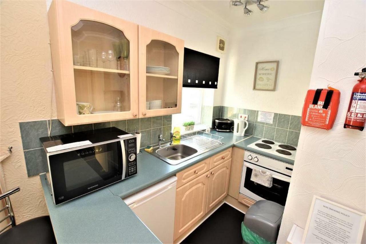 Bridle Lodge Apartments Blackpool Bagian luar foto